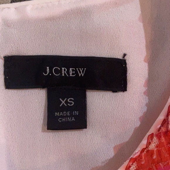 Fun sparkly top - Picture 3 of 3